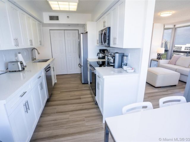 Apartment for sale  Unit #2509 - photo 6386118