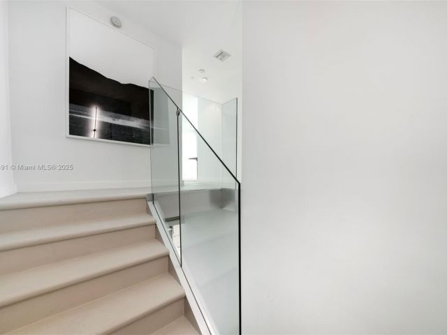 Apartment for sale  Unit #905 - photo 6394900