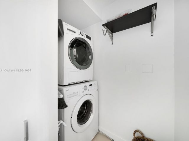 Apartment for sale  Unit #905 - photo 6394902