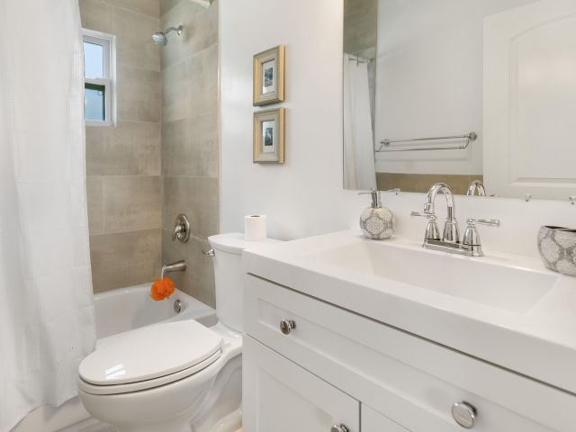 Home for rent at 602 NW 1st Street - photo 6392061