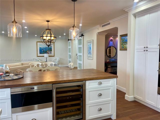 Apartment for rent  Unit #2803 - photo 6410746