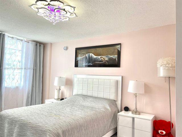 Apartment for sale  Unit #615 - photo 7491119