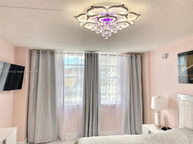 Apartment for sale  Unit #615 - photo 7491125