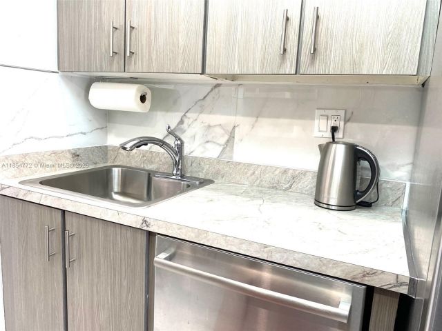 Apartment for sale  Unit #615 - photo 7491129