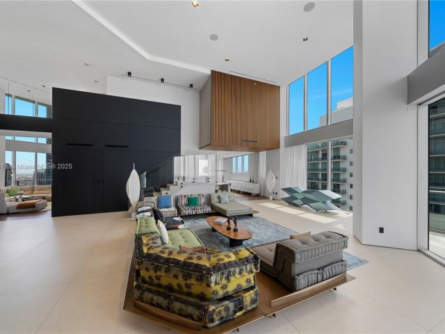 Apartment for sale  Unit #4401 - photo 6429061