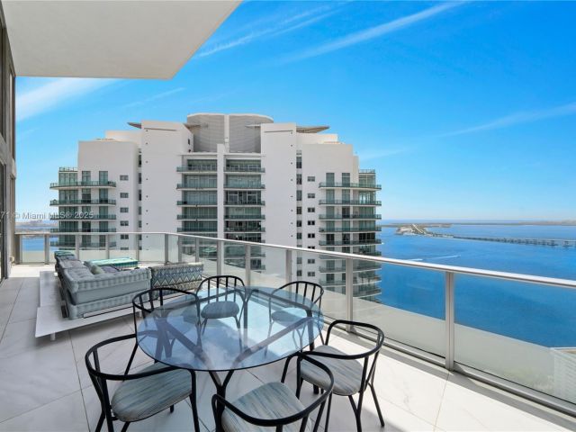 Apartment for sale  Unit #4401 - photo 6429066