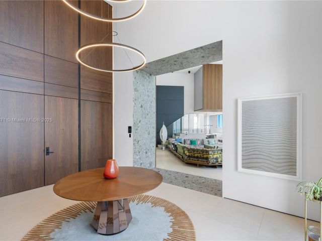 Apartment for sale  Unit #4401 - photo 6429067