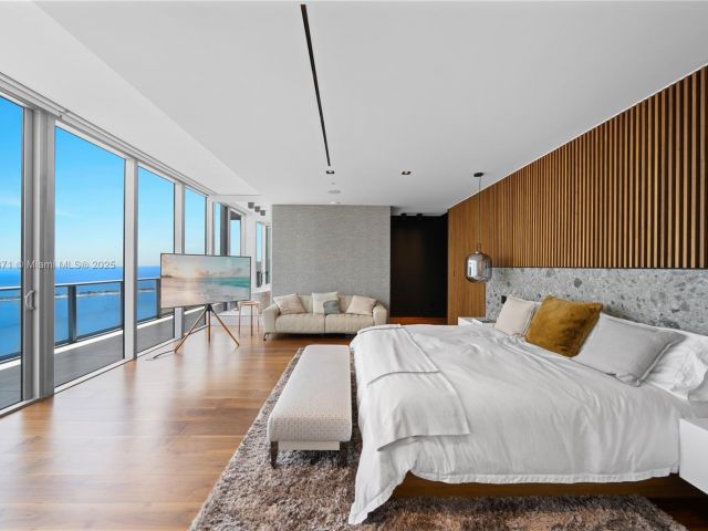 Apartment for sale  Unit #4401 - photo 6429074