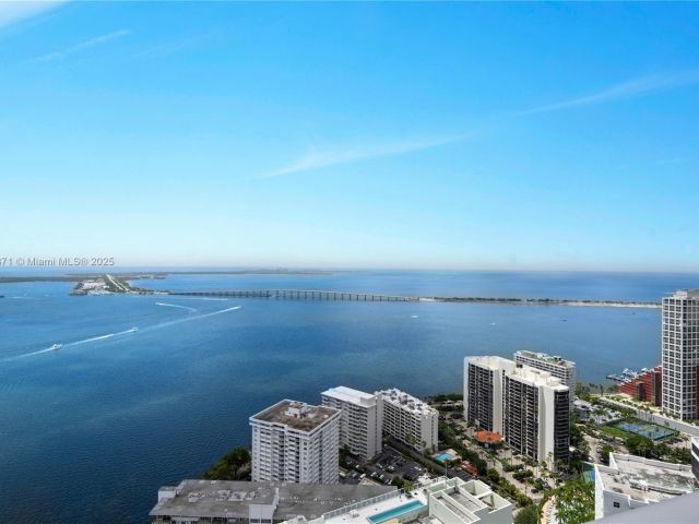 Apartment for sale  Unit #4401 - photo 6429078