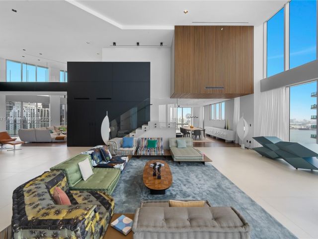 Apartment for sale  Unit #4401 - photo 6429080