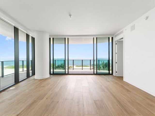 Apartment for sale  Unit #406 - photo 6399982