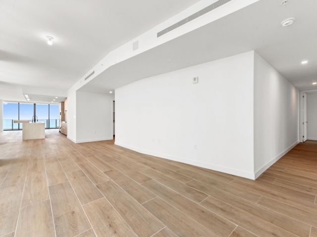 Apartment for sale  Unit #406 - photo 6399989