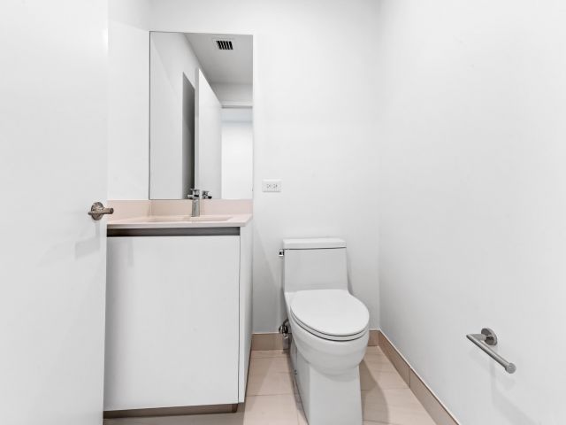 Apartment for sale  Unit #406 - photo 6399993