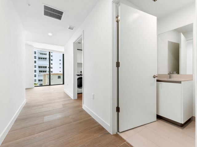 Apartment for sale  Unit #406 - photo 6399994