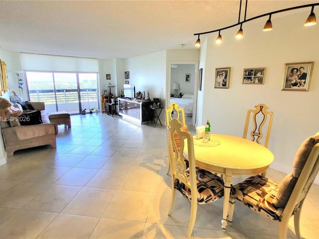 Apartment for sale  Unit #2508 - photo 7443471