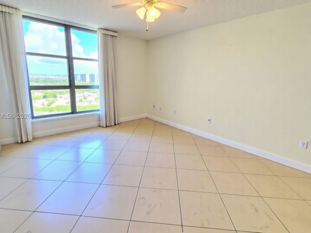 Apartment for sale  Unit #2508 - photo 7443474