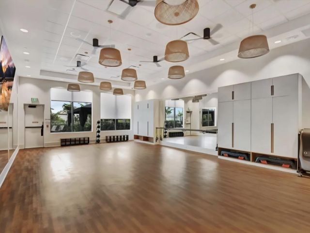 Home for rent at 8107 Crystal Downs Avenue - photo 6401023