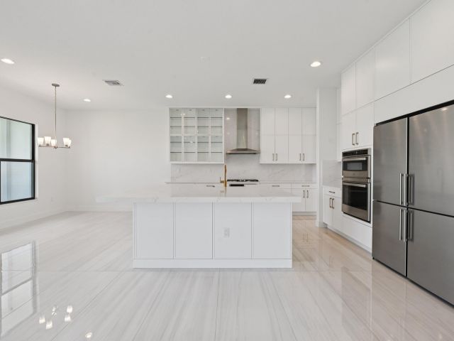 Home for rent at 8107 Crystal Downs Avenue - photo 6401034