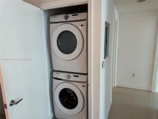 Apartment for sale  Unit #1204 - photo 6403284