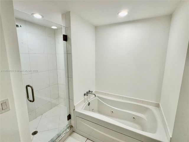 Apartment for sale  Unit #1204 - photo 6403285