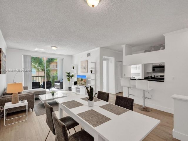 Apartment for sale  Unit #1511 - photo 6394622