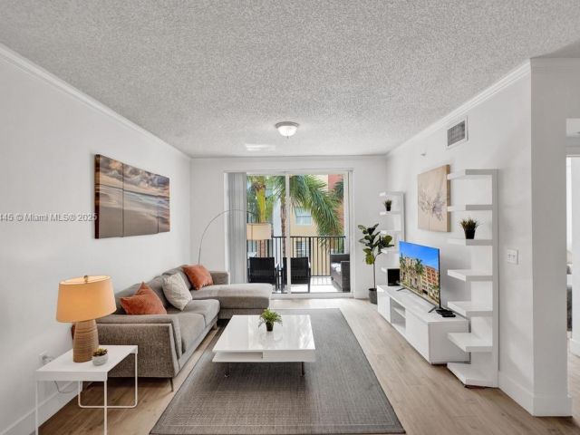 Apartment for sale  Unit #1511 - photo 6394623