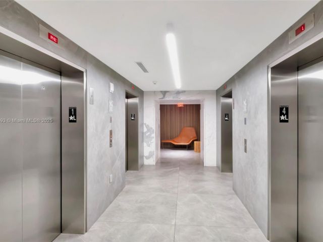 Apartment for sale  Unit #1703 - photo 6417494