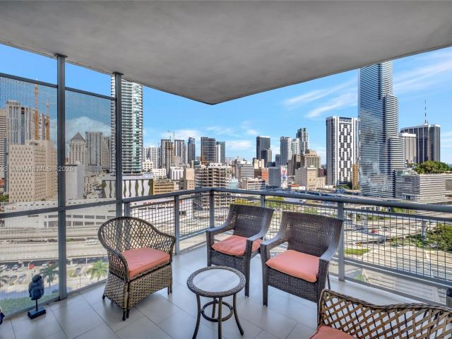 Apartment for sale  Unit #1703 - photo 6417506