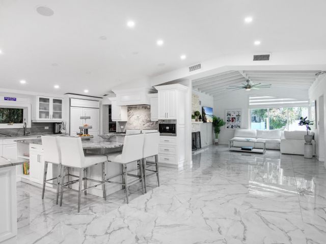 Home for sale at 118 Seville Road - photo 6395372