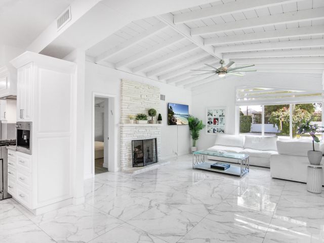 Home for sale at 118 Seville Road - photo 6395375