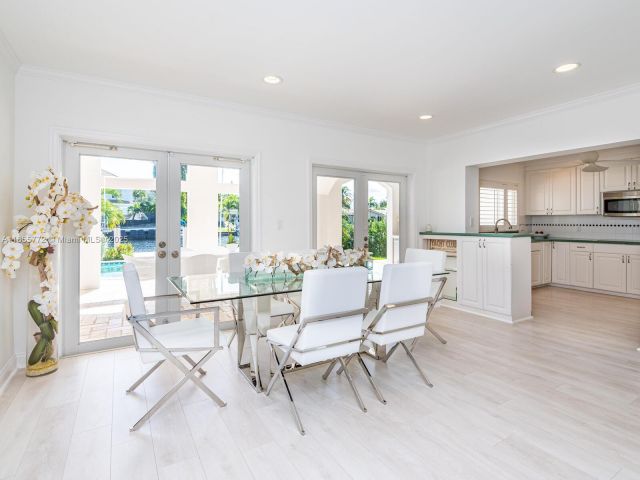 Home for rent at 2118 NE 15th St - photo 7482272