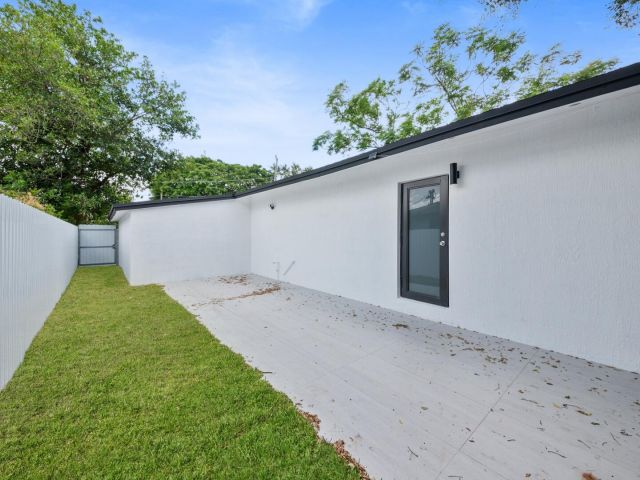 Home for sale at 860 NW 70th Street - photo 6400094