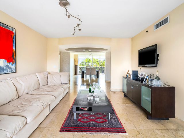 Apartment for sale  Unit #506 - photo 6431013