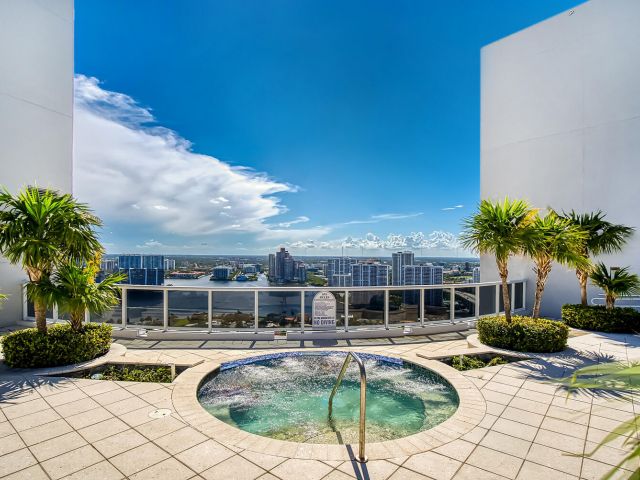 Apartment for sale  Unit #506 - photo 6431025