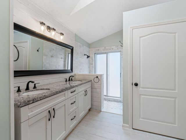 Home for sale at 9190 Heathridge Drive - photo 6399267