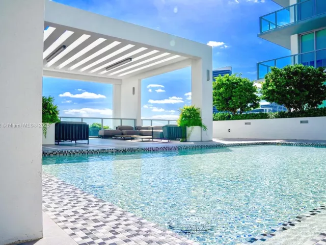 Apartment for sale  Unit #S-918 - photo 6399904