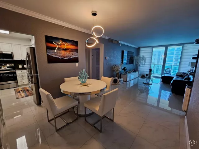 1-bedroom condo for rent in Hollywood - 2501 S Ocean Dr 1115 (Ave. Sept 1st 2026) - MondialRealty