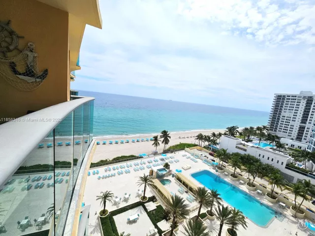 1-bedroom condo for rent in Hollywood - 2501 S Ocean Dr 1115 (Ave. Sept 1st 2026) - MondialRealty