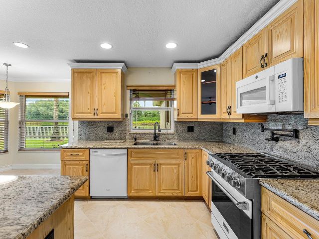 Home for sale at 9511 Fox Trot Lane - photo 6402174