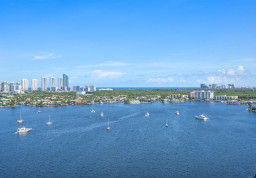 Apartment #1907 at Marina Palms