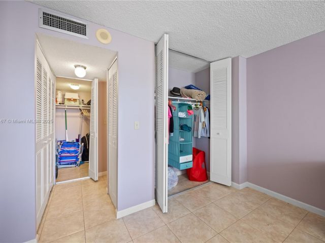 Apartment for sale  Unit #812 - photo 7435436