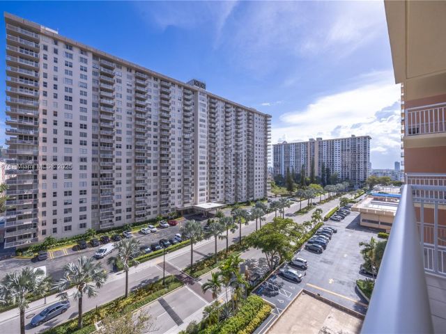 Apartment for sale  Unit #812 - photo 7435439