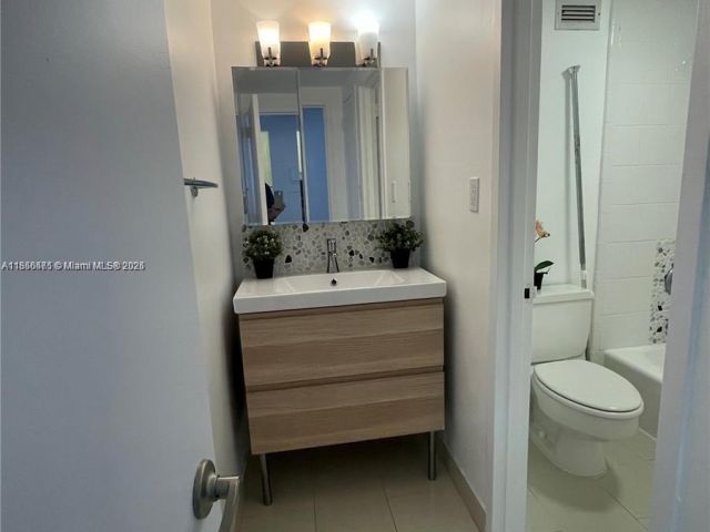 Apartment for sale  Unit #1420 - photo 7430788