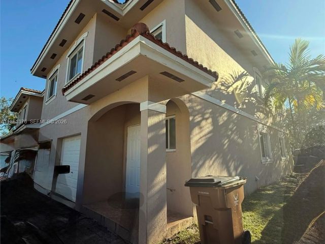 3-bedroom home for rent in Deerfield Beach - 1540 NW 45th St 1-4 - MondialRealty