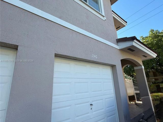 3-bedroom home for rent in Deerfield Beach - 1540 NW 45th St 1-4 - MondialRealty