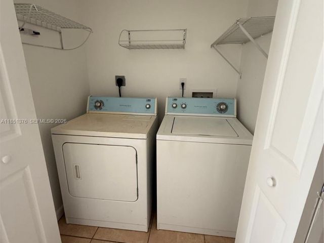 3-bedroom home for rent in Deerfield Beach - 1540 NW 45th St 1-4 - MondialRealty