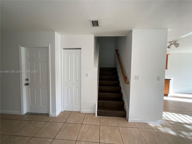 3-bedroom home for rent in Deerfield Beach - 1540 NW 45th St 1-4 - MondialRealty