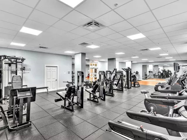 1-bedroom condo for sale in Hallandale Beach - 2030 S Ocean Dr 516 - MondialRealty