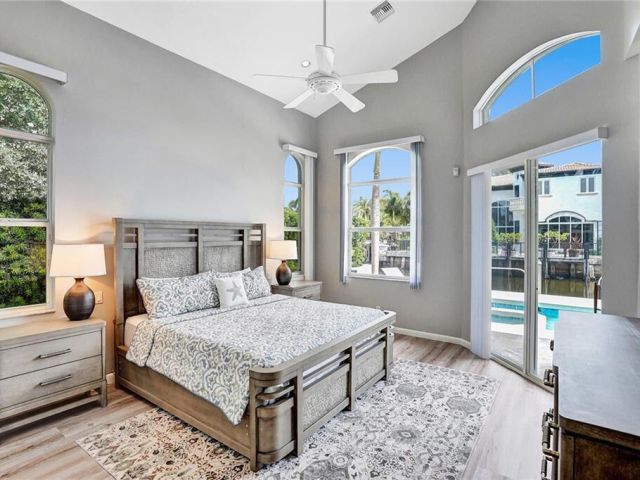 Home for rent at 1033 Brooks Lane - photo 6407419