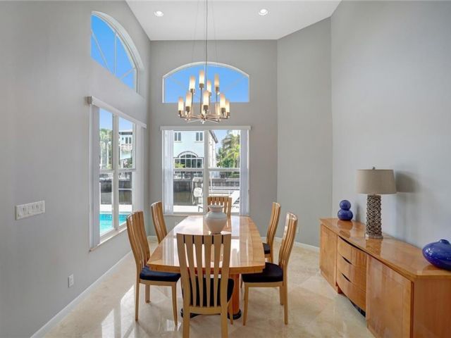 Home for rent at 1033 Brooks Lane - photo 6407420